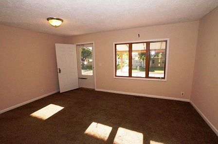 2nd image of 7629 S 39th Ave