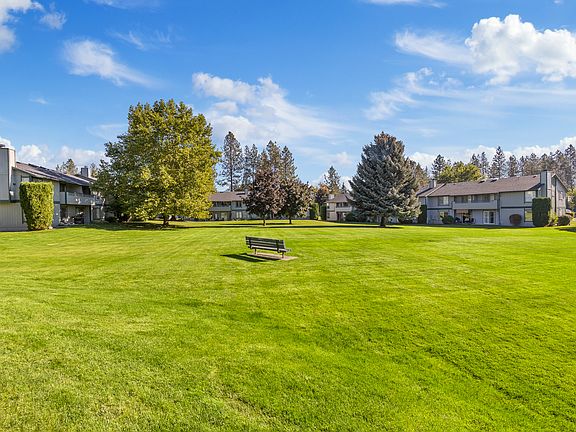 3rd image of 405 W Bellwood Dr #3