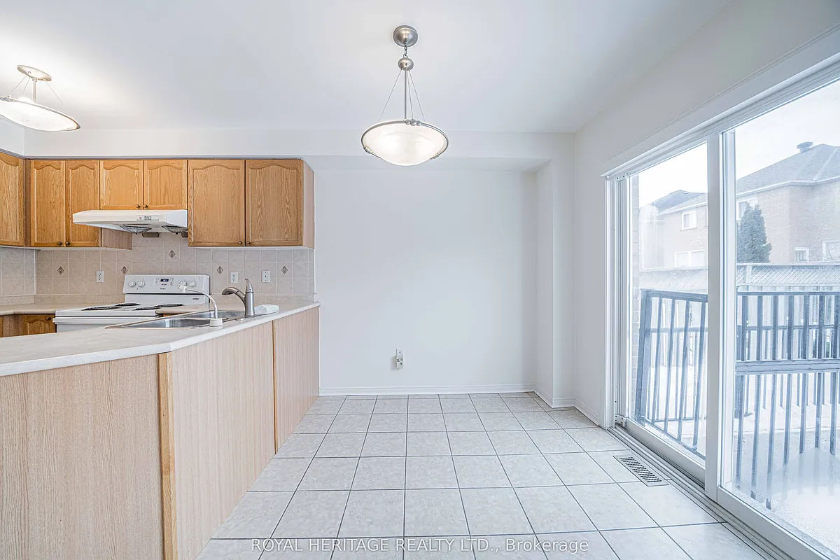 Building Photo - 344 Castlemore Ave