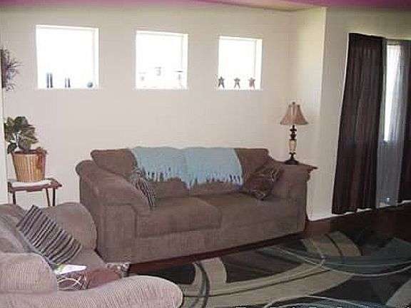 2nd image of 4241 Muggle Ln
