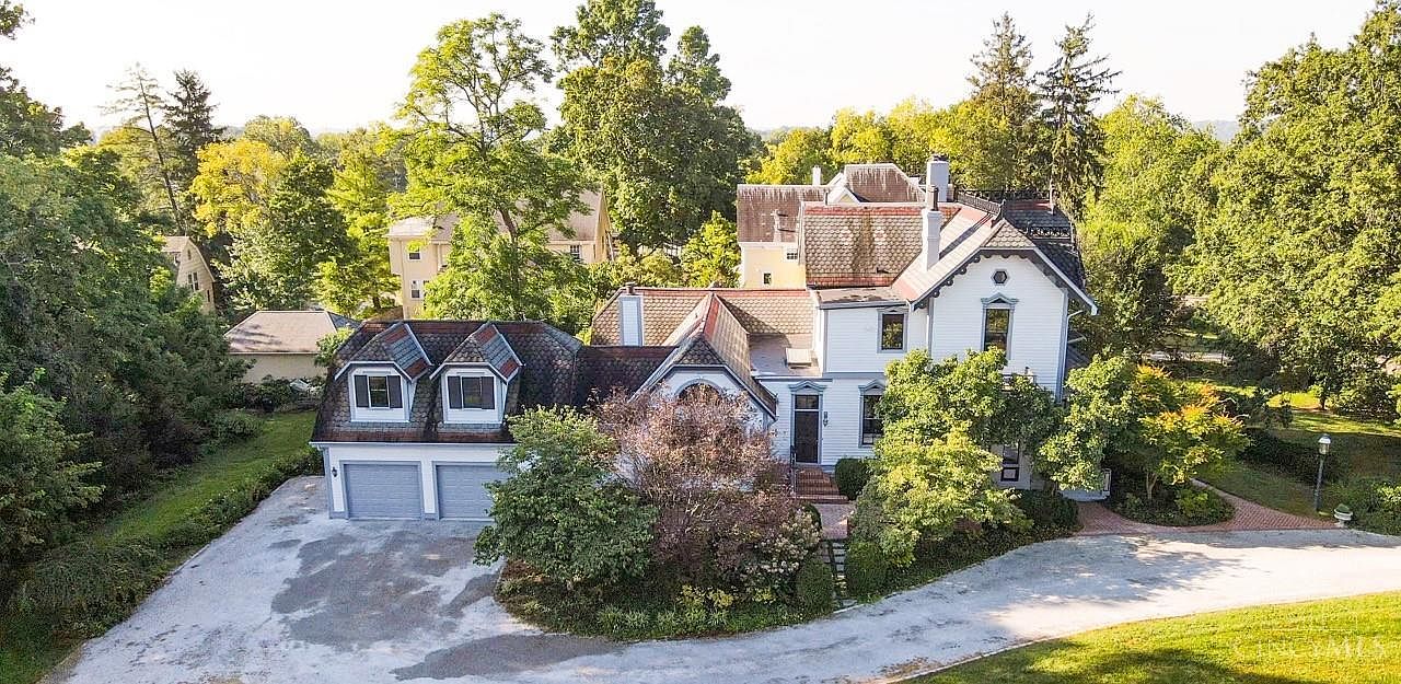 3458 Observatory Pl, Cincinnati, OH 45208 | Zillow