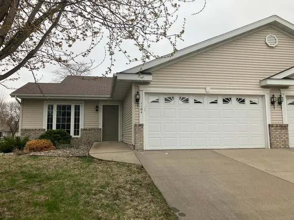 1104 2nd St NE, Waseca, MN 56093