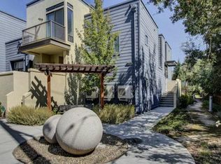 931 Curlew Ln, Palo Alto, CA 94303