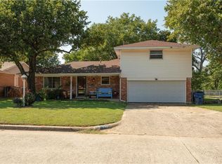 713 Sandy Ln, Choctaw, OK 73020