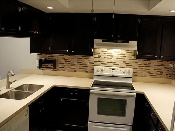 3rd image of 5108 Lawnton Ct