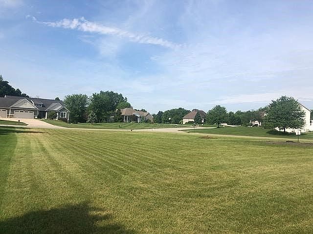 2nd image of 8916 S Ridge Ct SW