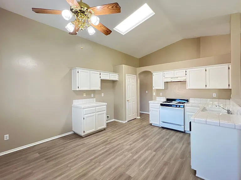 10302 Polo Saddle Dr — Photo 5
