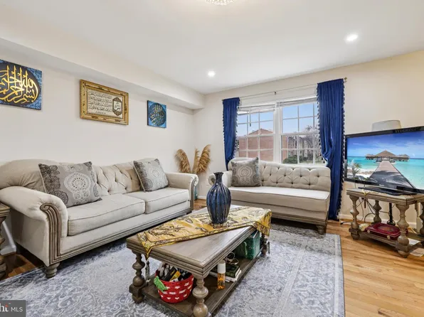 3562 Lowlen Ct Unit C, Ellicott City, MD 21042