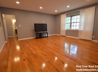 170 Lake Shore Rd #U2, Brighton, MA 02135