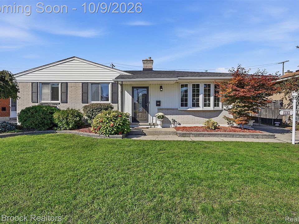 7101 N Wildwood St, photo 2