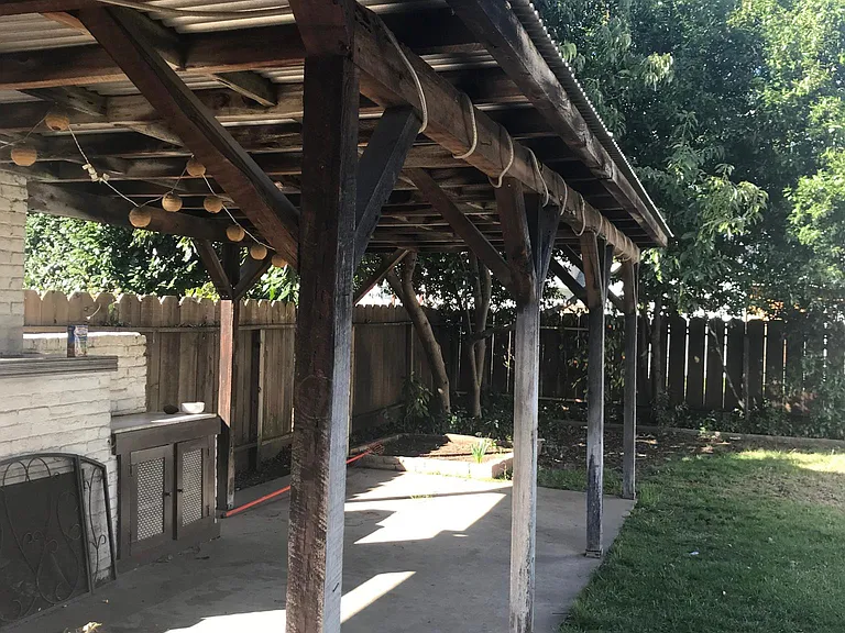 490 E Sacramento Ave — Photo 28