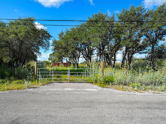 2nd image of 2067 A1 Hill Rd