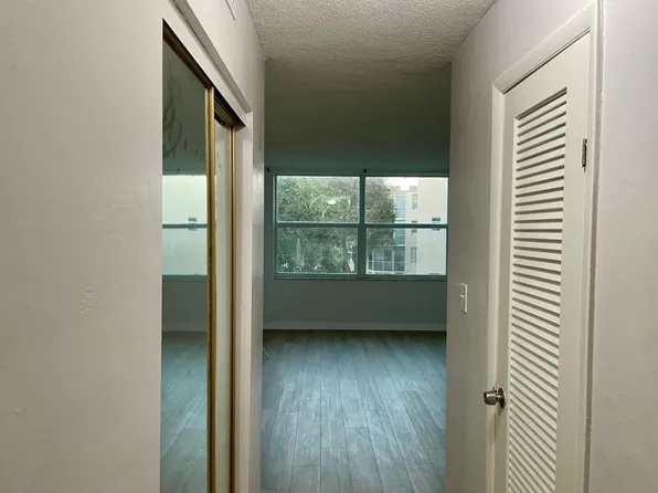 1401 NE 191st Street, Miami, FL 33179