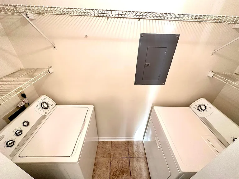 217 Waterdown Dr #7 — Photo 24