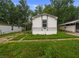 10938 Leader Rd, Chardon, OH 44024