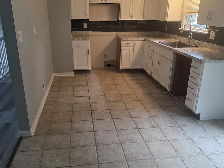 3775 Cottage Grove Rd — Photo 2