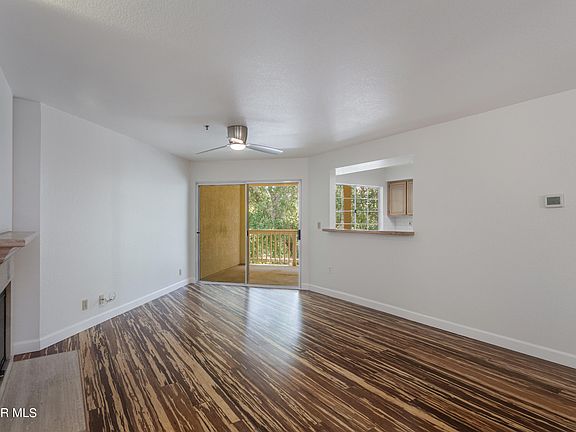 3rd image of 697 Sutton Crest Trl Unit 207
