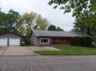 620 N Maple St, Creston, IA 50801