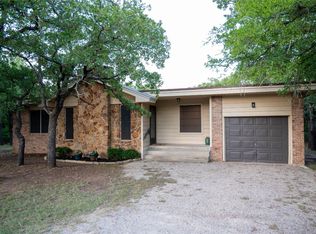 507 Longo Ct, Runaway Bay, TX 76426