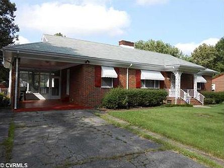 2nd image of 824 Shelby Dr
