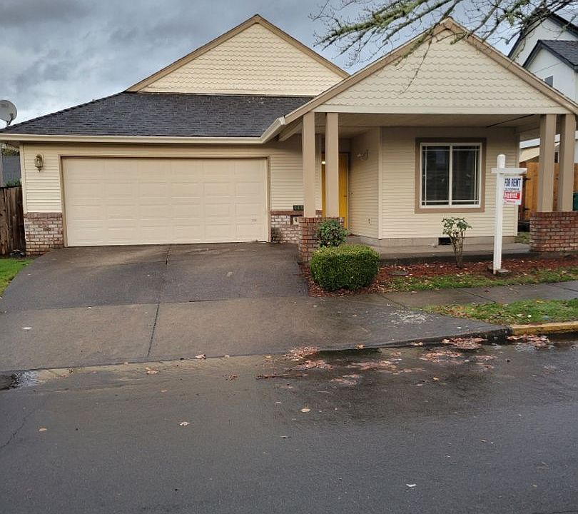 1st image of 14877 SE Gilesford St
