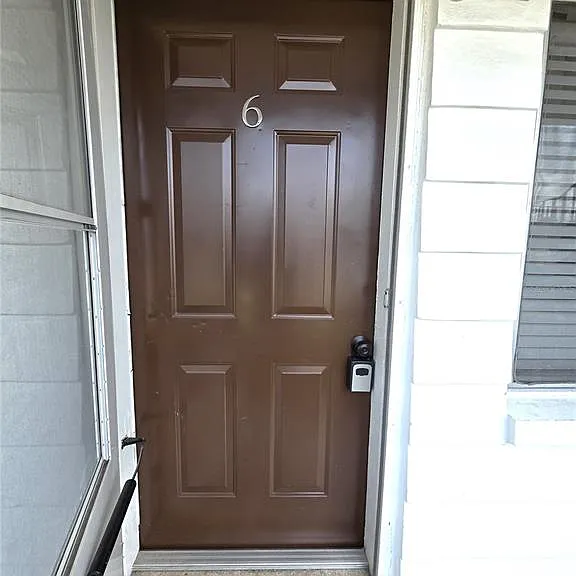 2366 Shelley St #6 — Photo 4