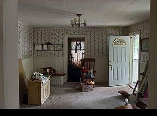 404 Clark St, Roxana, IL 62084