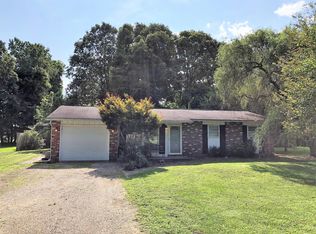 62 Hillandale Dr NE, Newark, OH 43055
