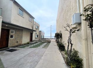 Updated 1 bedroom 1 bathroom Furnished Unit steps away from the boardwalk, San Diego, CA 92109