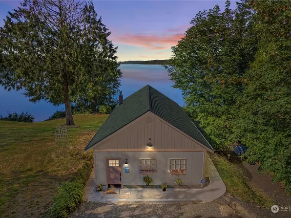 407 E Benson Loop Road, Shelton, WA 98584