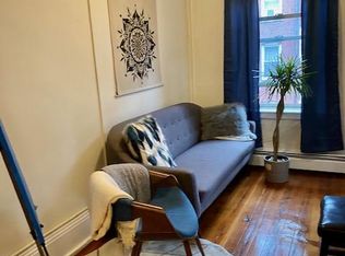 160 Endicott St #2B, Boston, MA 02113