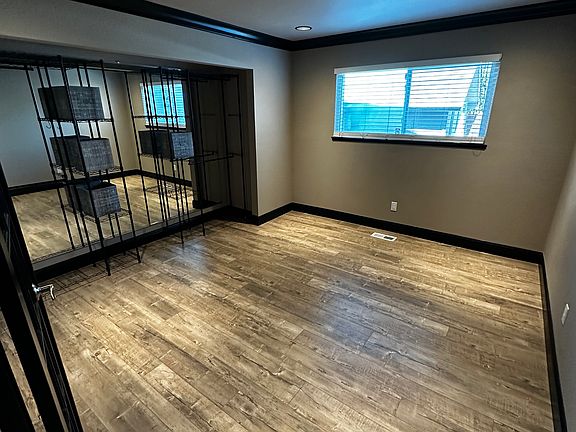 5th image of 1544 Wood Creek Dr
