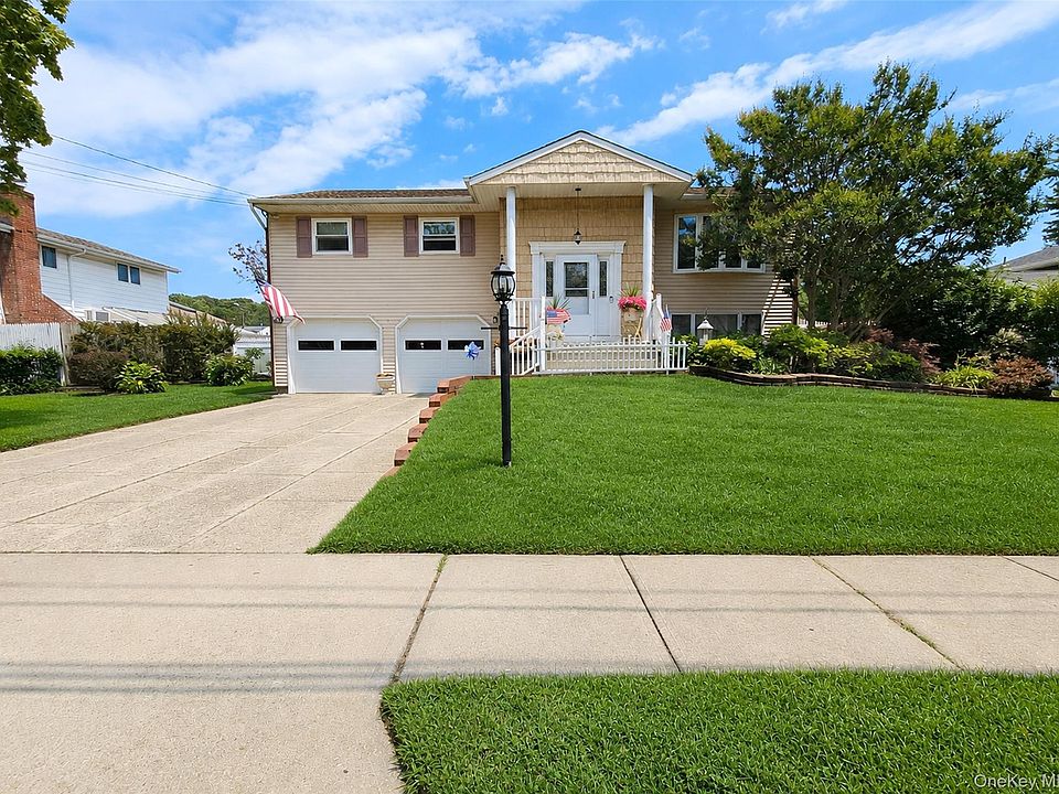 1st image of 7 Sterling Drive
