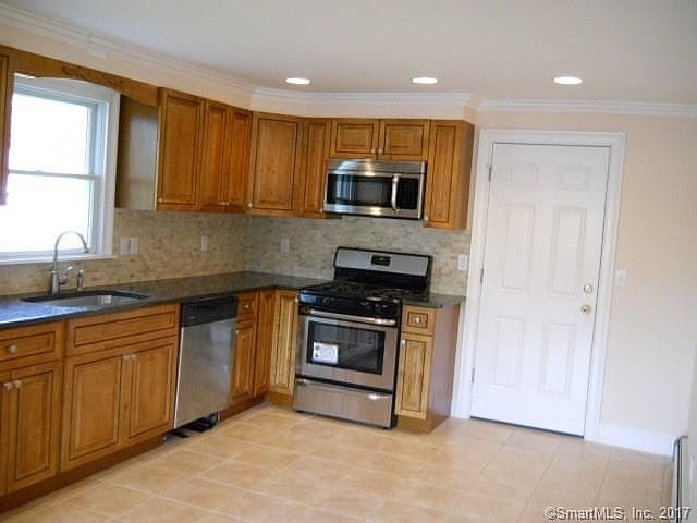 2nd image of 15 Hillhurst St #1