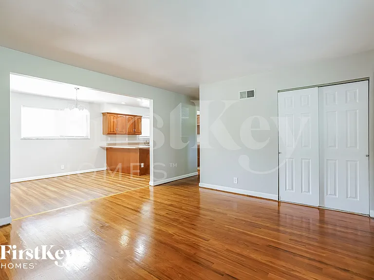 4116 Brevity Dr — Photo 4
