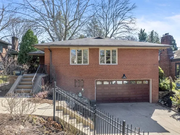 5618 Bartlett St, Pittsburgh, PA 15217
