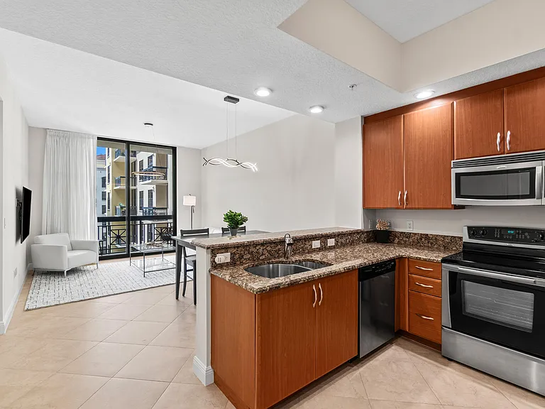 701 S Olive Ave #1209 — Photo 5