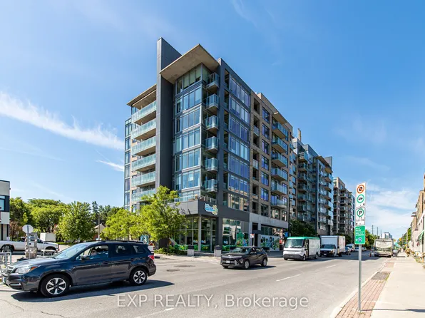 88 Richmond Rd #209, Ottawa, ON K1Z 0B1