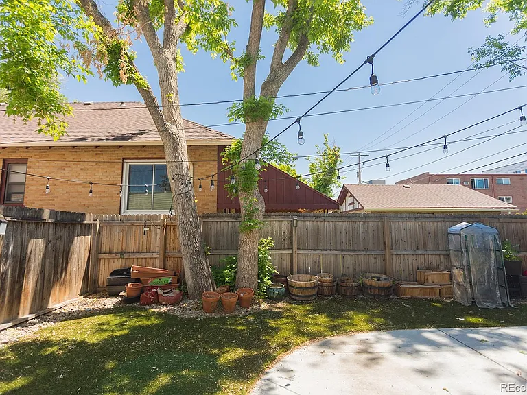 3916 W Conejos Pl — Photo 11