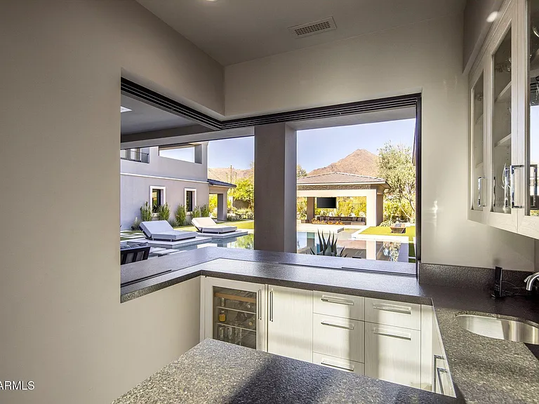 10110 E Siesta Ln — Photo 12