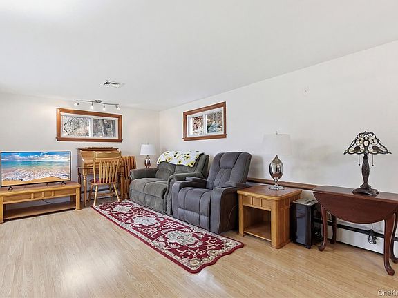 5th image of 19 King St