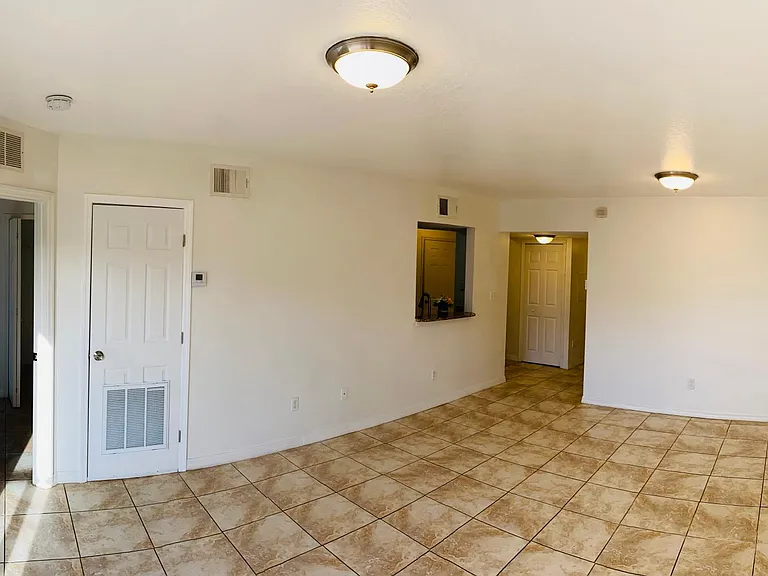 483 Las Cortes Ln #101 — Photo 8