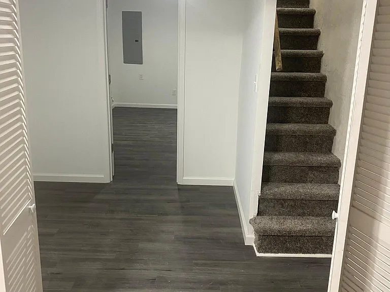 1111 Thomas St — Photo 12