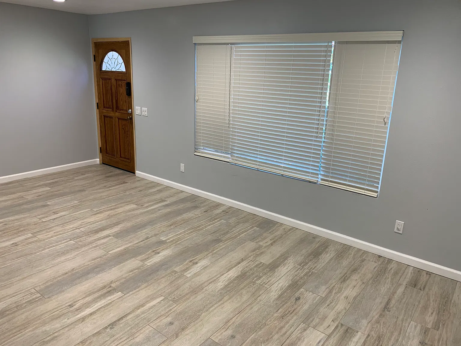 3 bed, 1.5 bath, 1280 sqft, $3,495 — Photo 3