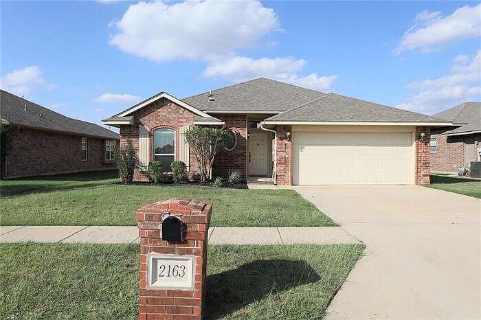 1st image of 2163 Peacock Dr