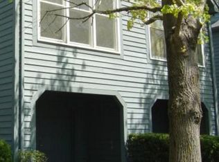 1 Fawn Ridge Ln, Wilton, CT 06897