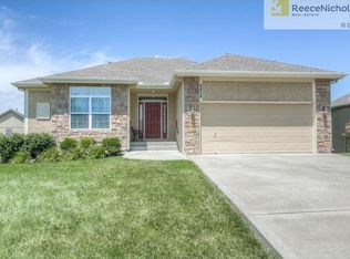 8804 NE 101st St, Kansas City, MO 64157