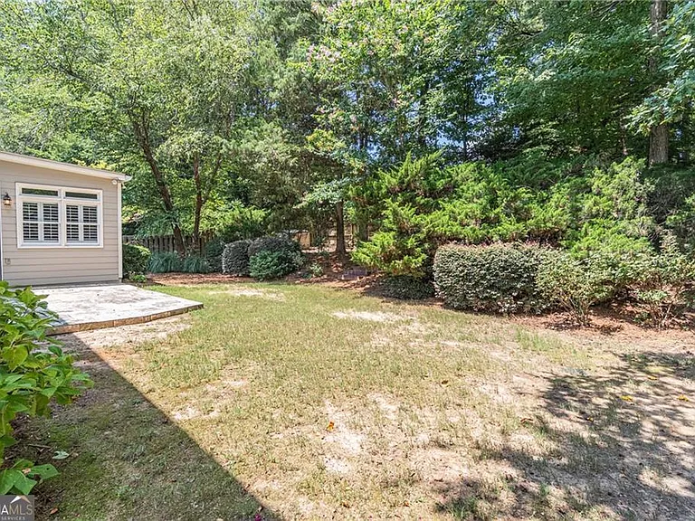 5491 Oxford Chase Way — Photo 46