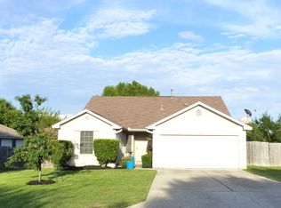 120 Little Lake Rd, Hutto, TX 78634