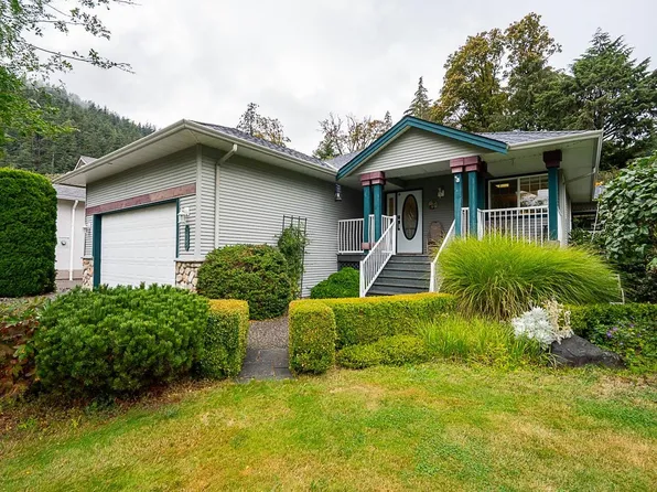 225 Balsam Ave, Harrison Hot Springs, BC V0M 1K0